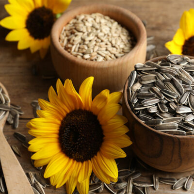 8 Super Foods that Help Fight Dandruff
